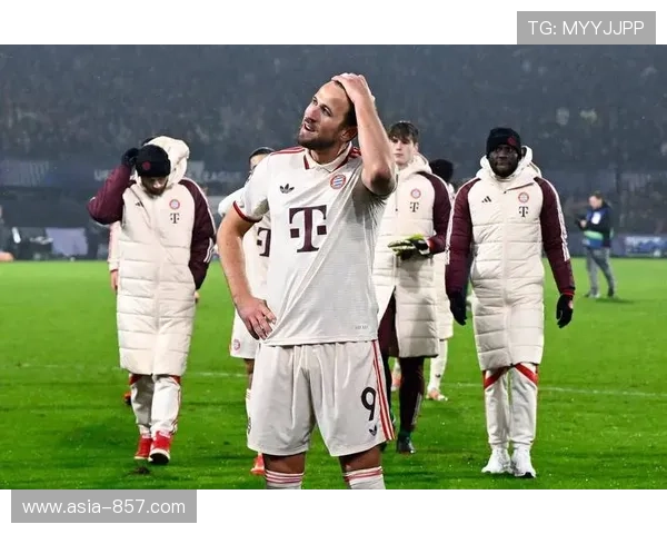 费耶诺德3-0完胜拜仁慕尼黑,斯滕斯传射建功 费耶诺德3-0完胜拜仁慕尼黑,斯滕斯传射建功